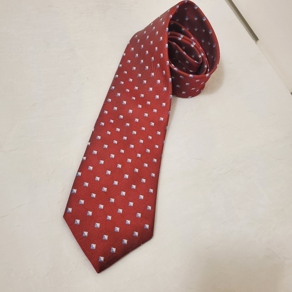 Brooks Brothers Stain Resistent Framed Square Neck Tie Pure Silk